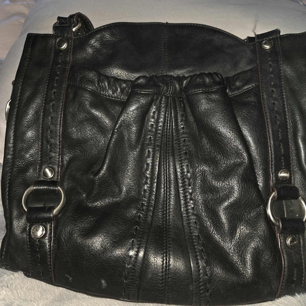 B. Makowsky Black Leather Shoulder Bag